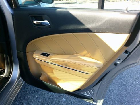 Used 2014 Dodge Charger R/T image 45