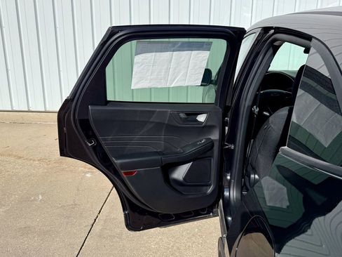 Certified 2025 Ford Escape Active w/ Cold Weather Package image 14