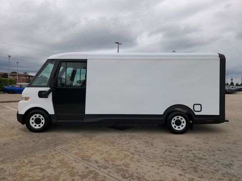 Used 2024 Chevrolet Brightdrop 600 w/ Battery Pack, Max Range AWD/4WD image 8