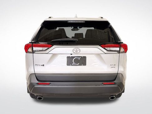 Used 2024 Toyota RAV4 XLE Premium image 4