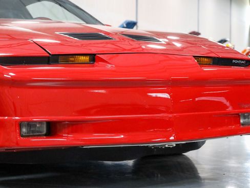 Used 1988 Pontiac Firebird Trans Am RWD image 8