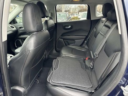 Certified 2019 Jeep Compass Latitude image 12