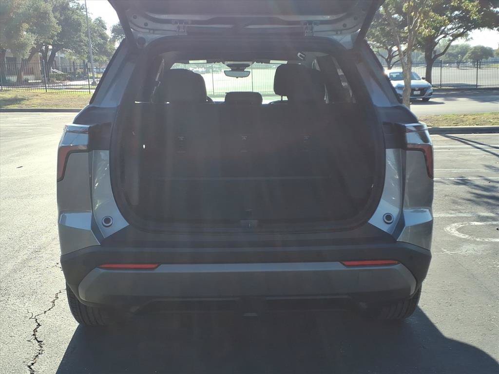 Used 2025 Chevrolet Equinox LT w/ Convenience Package II AWD/4WD image 16