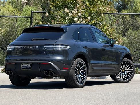 Used 2026 Porsche Macan AWD/4WD image 7