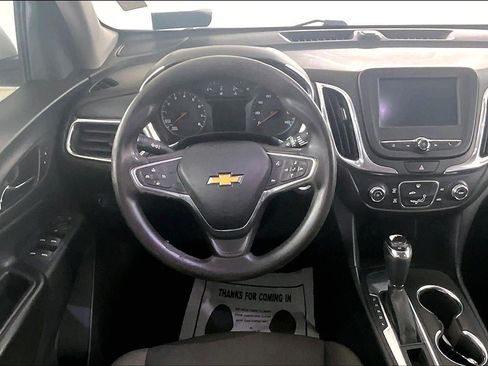 Used 2018 Chevrolet Equinox LT image 8