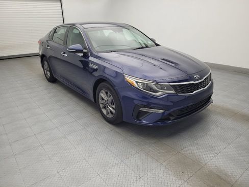Used 2020 Kia Optima LX image 13