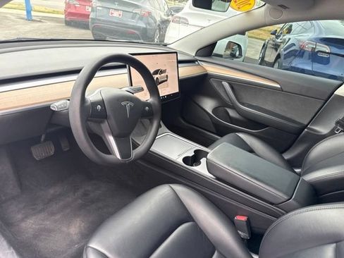 Used 2022 Tesla Model 3 Long Range AWD/4WD image 11