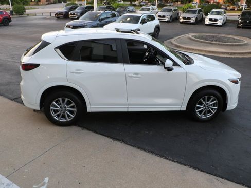 Used 2025 MAZDA CX-5 AWD 2.5 S w/ Preferred Package image 5