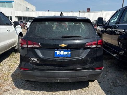 Used 2023 Chevrolet Equinox LS FWD image 5