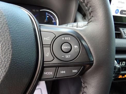 Used 2024 Toyota RAV4 XLE Premium image 18