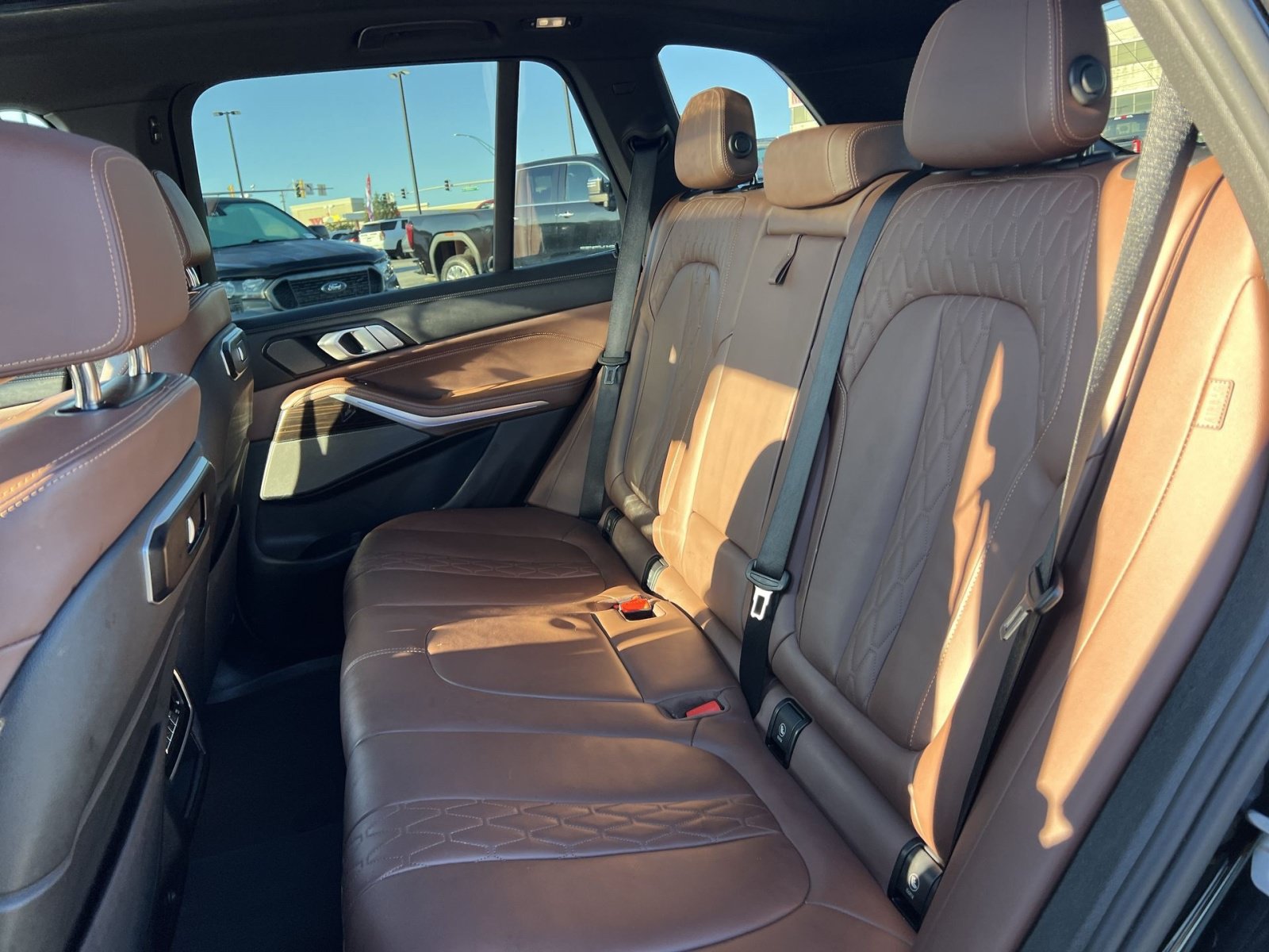 Used 2025 BMW X5 xDrive50e AWD/4WD image 25
