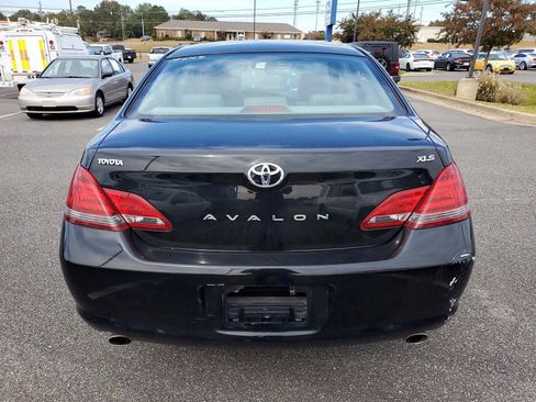 Used 2008 Toyota Avalon XL image 6
