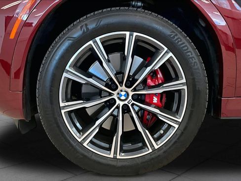 Used 2024 BMW X6 xDrive40i w/ Premium Package AWD/4WD image 9