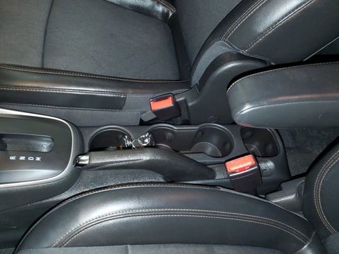 Used 2017 Chevrolet Trax LT w/ LT Convenience Package AWD/4WD image 27