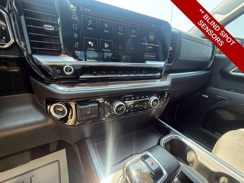 Used 2024 GMC Sierra 1500 Elevation w/ Elevation Premium Package AWD/4WD image 28
