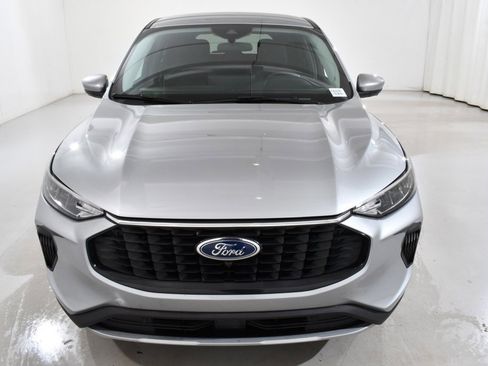 Used 2023 Ford Escape Active w/ Tech Pack #2 image 3