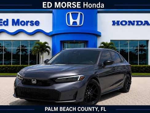 Used 2025 Honda Civic Sport image 1