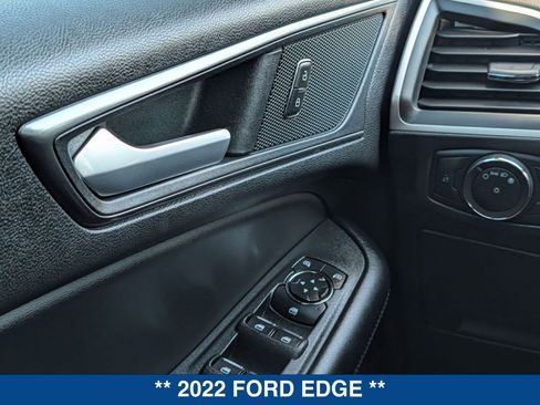 Certified 2022 Ford Edge SE w/ Black Appearance Package image 22
