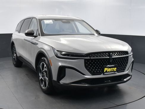 New 2026 Lincoln Nautilus Premier w/ Equipment Group 102A image 6