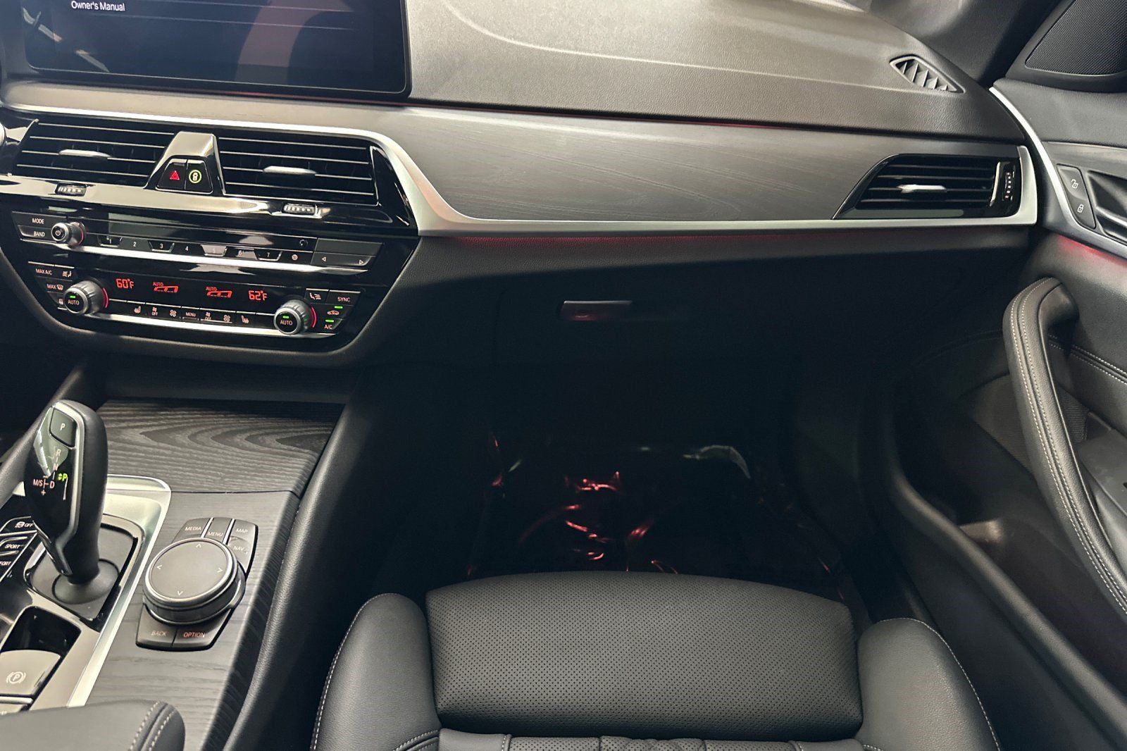 Certified 2023 BMW 530i w/ Convenience Package RWD image 32