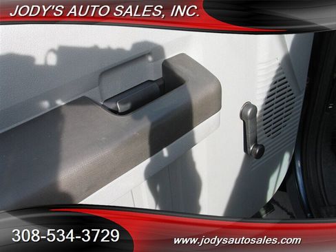 Used 2016 Ford F350 XL image 3