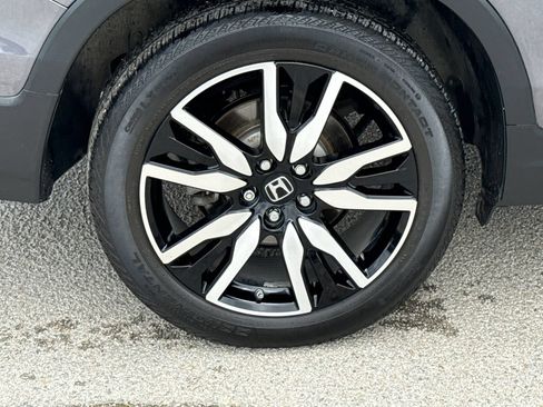 Used 2022 Honda Pilot Touring image 9