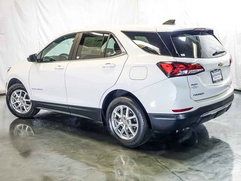 Used 2024 Chevrolet Equinox LT AWD/4WD image 9