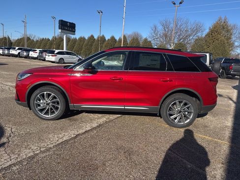 New 2026 Lincoln Corsair Premiere image 4