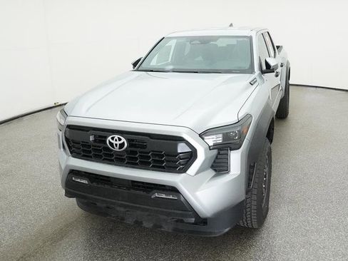 Certified 2025 Toyota Tacoma TRD Off-Road image 16