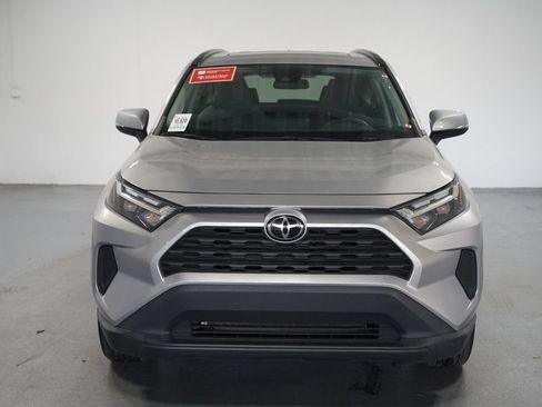 Used 2023 Toyota RAV4 XLE w/ Convenience Package FWD image 2