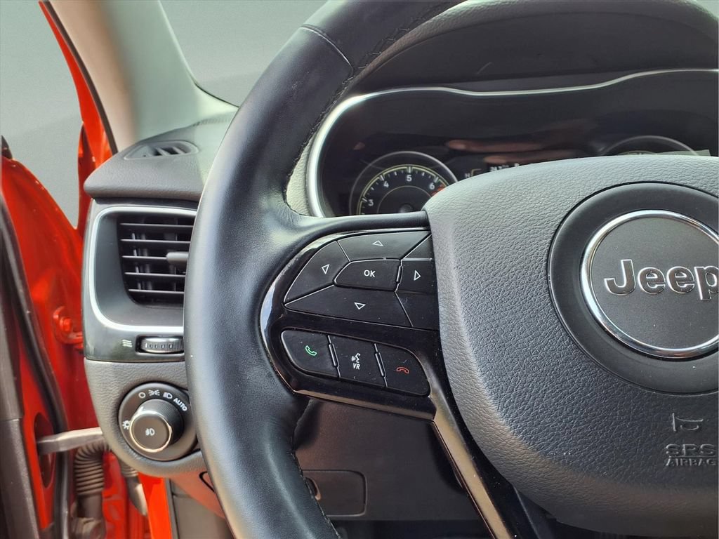 Used 2021 Jeep Cherokee Latitude Plus FWD image 15