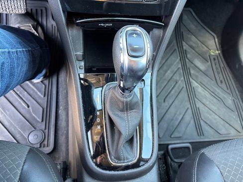 Used 2019 Buick Encore Preferred w/ Safety Package AWD/4WD image 30