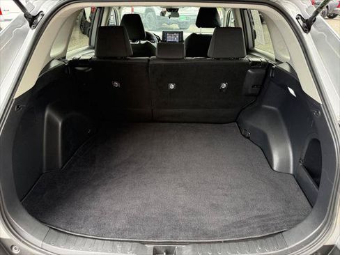 Certified 2021 Toyota RAV4 LE AWD/4WD image 13