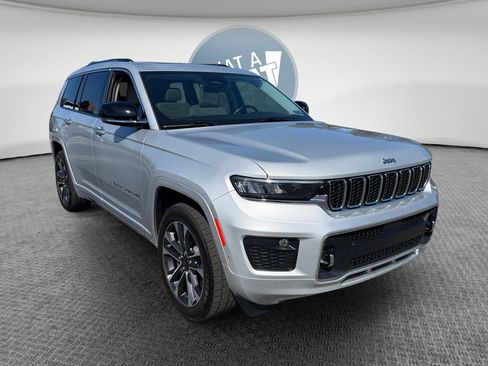 Used 2021 Jeep Grand Cherokee L Overland w/ Luxury Tech Group IV image 1