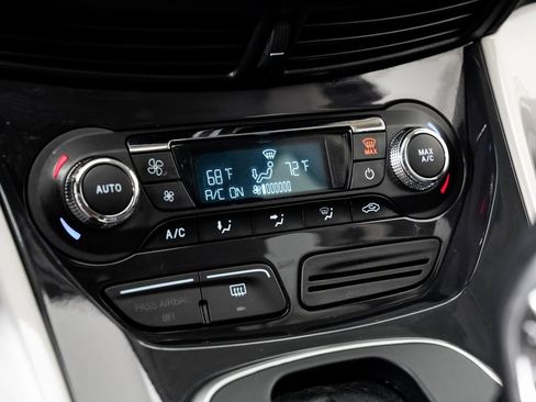 Used 2013 Ford Escape SEL image 18