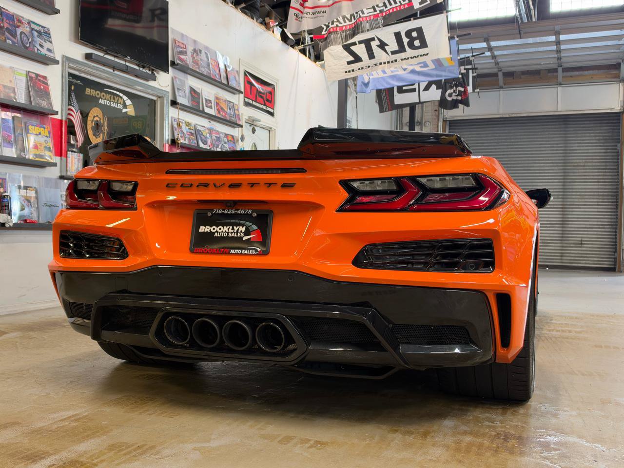 Used 2023 Chevrolet Corvette Z06 RWD image 8
