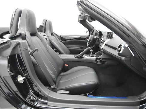 New 2026 MAZDA MX-5 Miata Grand Touring w/ Weather Package RWD image 27