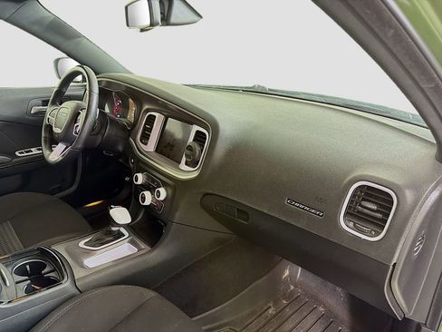 Used 2022 Dodge Charger R/T w/ Blacktop Package image 23