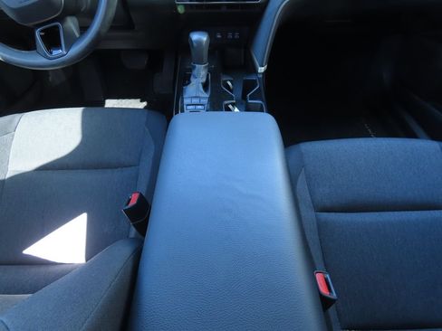 Used 2025 Toyota Camry LE FWD image 9