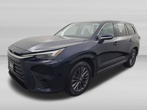 Used 2024 Lexus TX 350 AWD w/ Cold Weather Package image 8