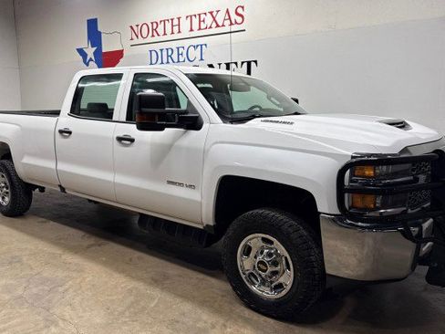 Used 2019 Chevrolet Silverado 2500 W/T AWD/4WD image 3