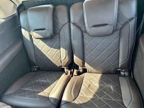 Used 2018 Mercedes-Benz GLS 550 GLS 550 4MATIC Sport Utility 4 image 15