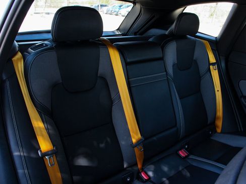 Used 2022 Volvo XC60 T8 Polestar w/ Protection Package Premier image 33