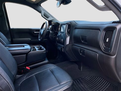 Used 2022 Chevrolet Silverado 1500 Custom image 28