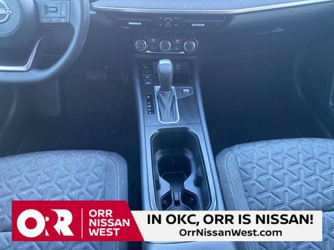 Used 2025 Nissan Kicks SV w/ Interior Electronics Package image 25