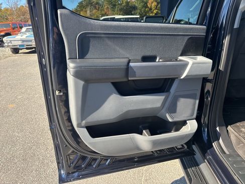 Used 2023 Ford F150 Lightning XLT image 27