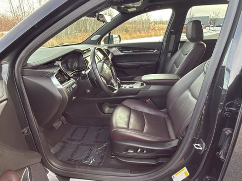 Used 2020 Cadillac XT6 Premium Luxury image 28