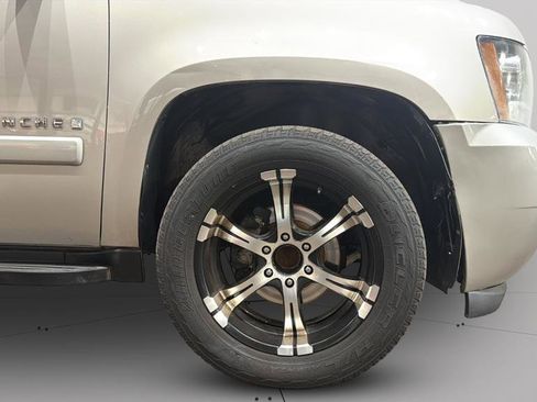 Used 2007 Chevrolet Avalanche LS image 34