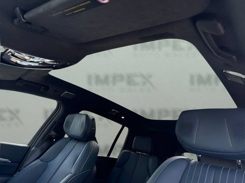 Used 2025 Cadillac Escalade IQ Luxury 2 w/ LPO, Premium Carpet Package AWD/4WD image 8