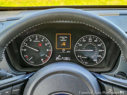 Used 2025 Subaru Forester Limited AWD/4WD image 15